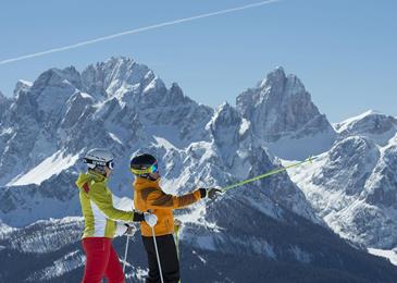 Ski hike